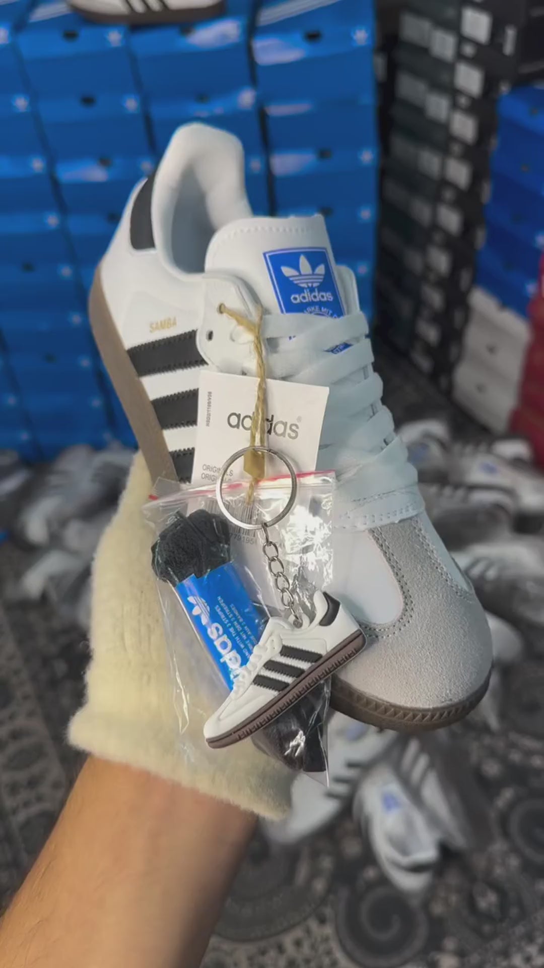 Adiddasss Samba White mens and womens